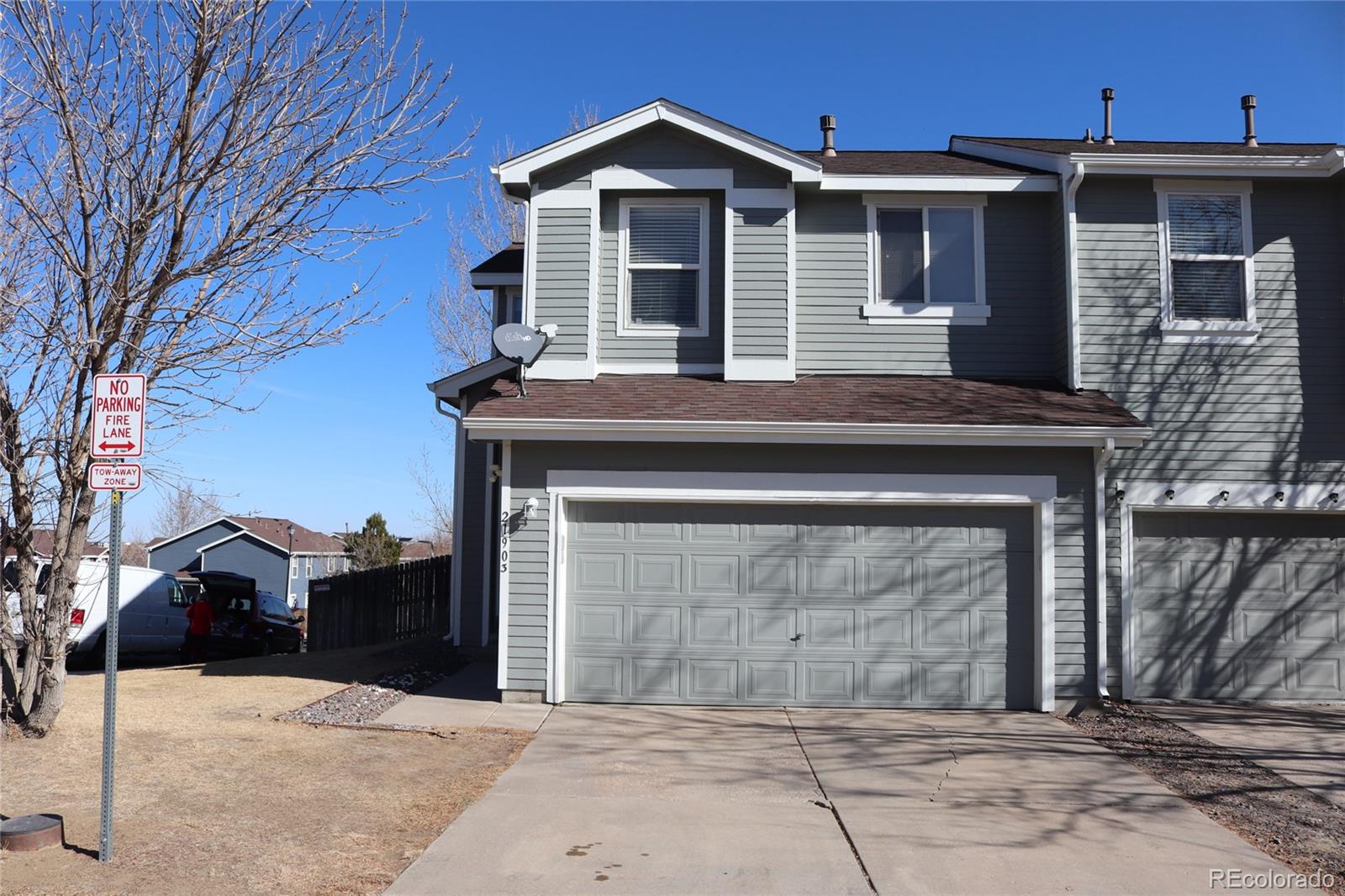 21903 E Crestline Lane