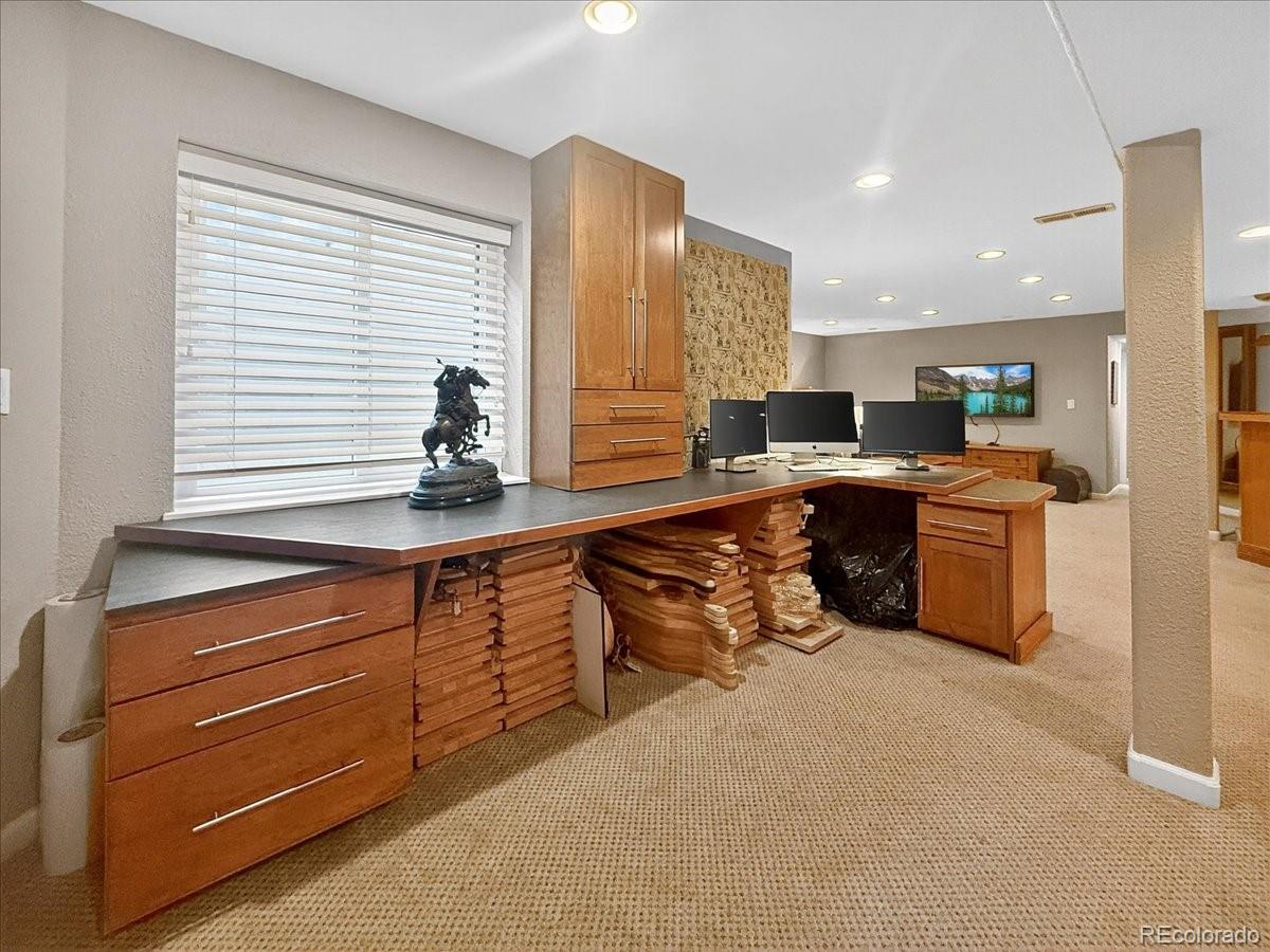 2411 W Jamison Way