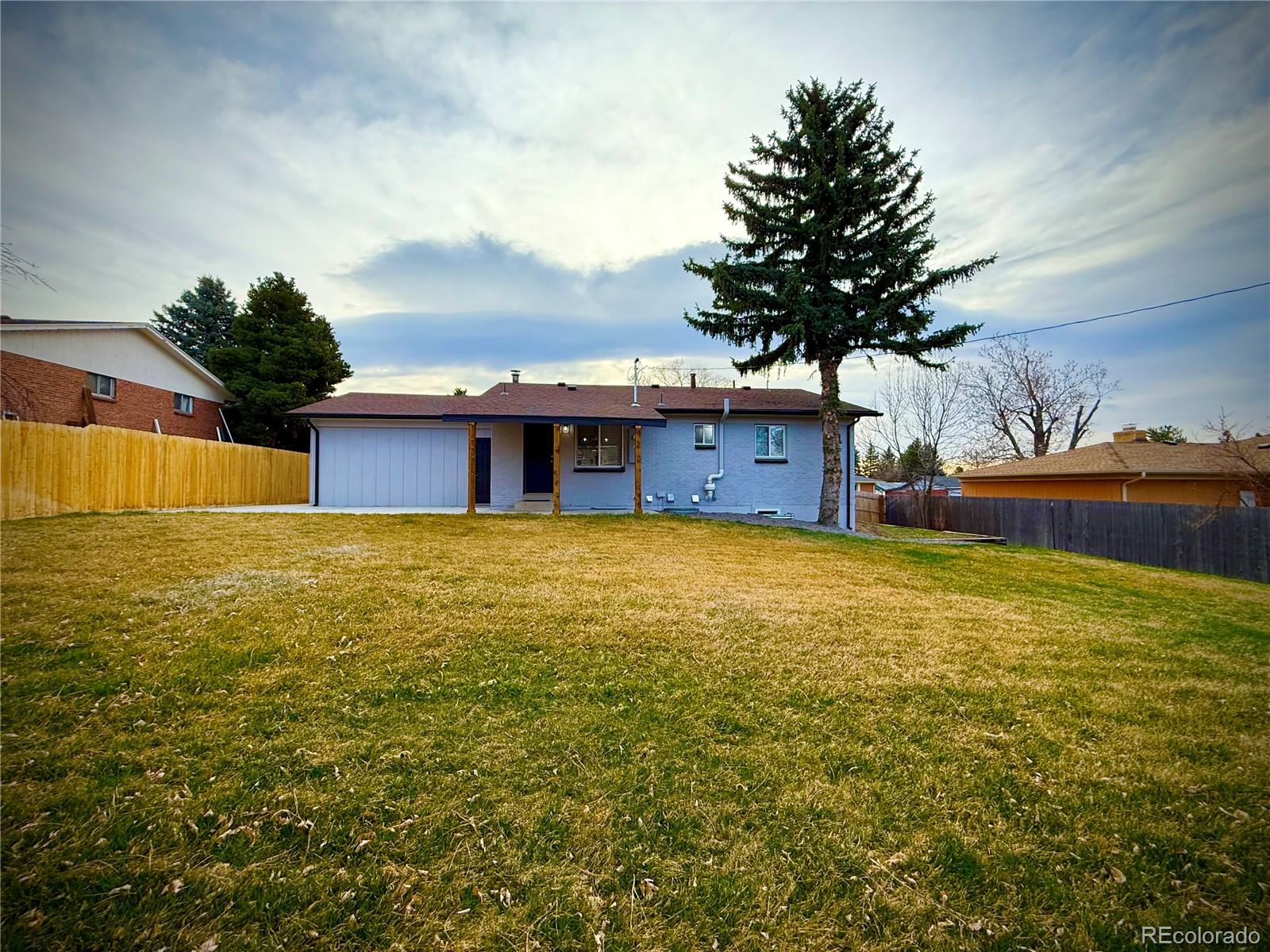 1853 S Urban Way