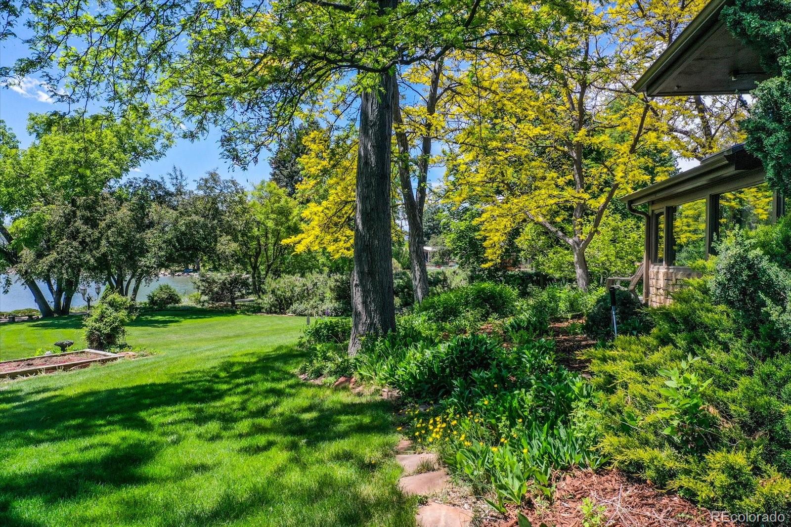 4790 W Lakeridge Road