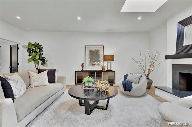 2800 S University Boulevard Unit: 170