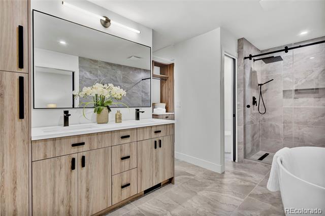2800 S University Boulevard Unit: 170