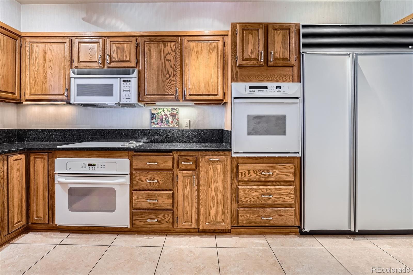 1900 E Girard Place Unit: 908