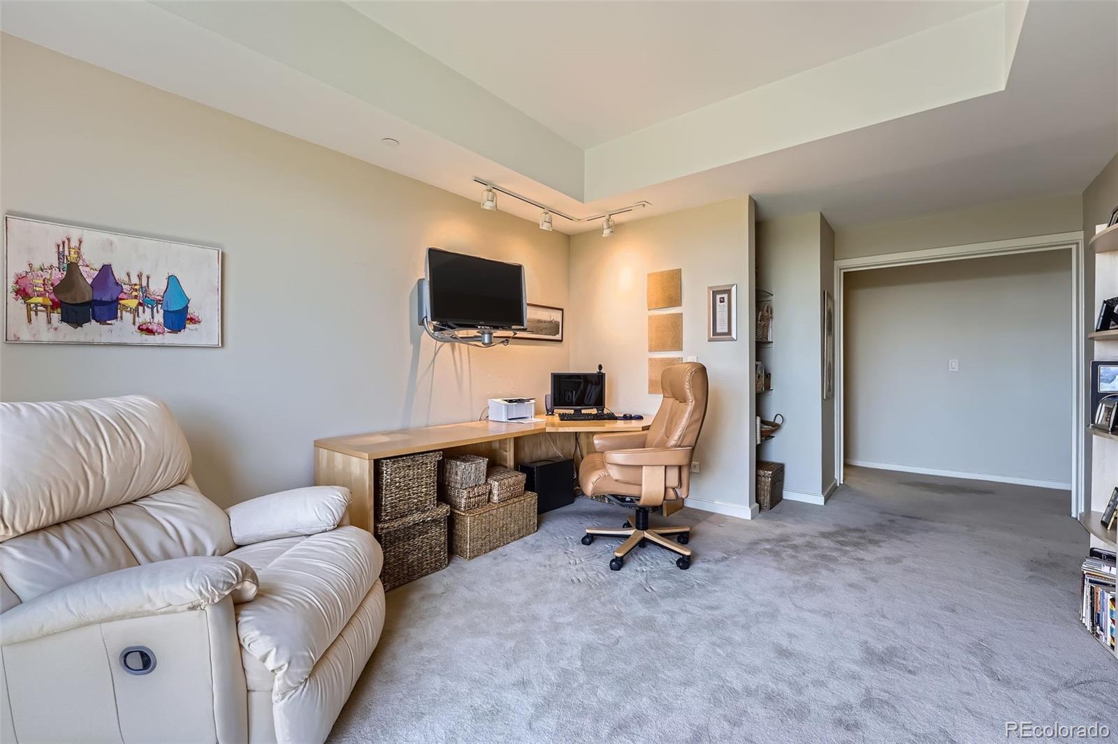 1900 E Girard Place Unit: 908