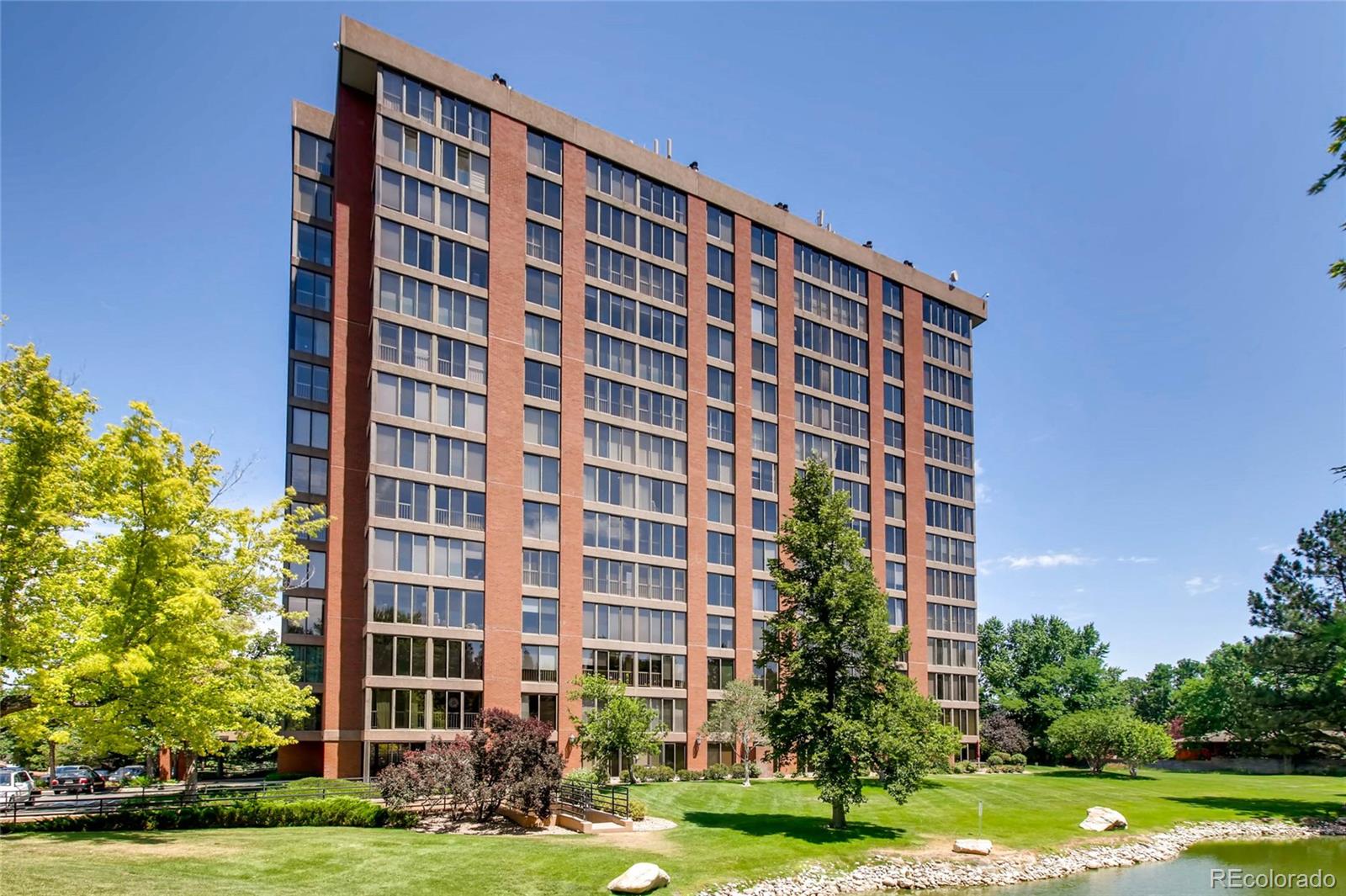 1900 E Girard Place Unit: 908