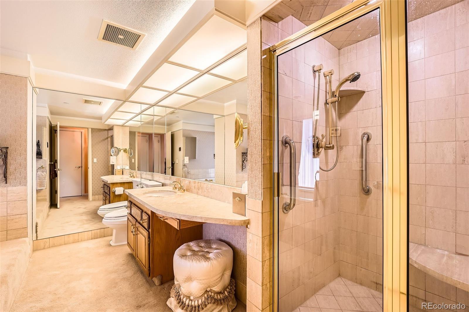 1900 E Girard Place Unit: 908