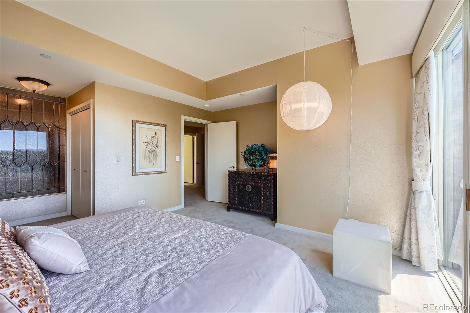 1900 E Girard Place Unit: 908