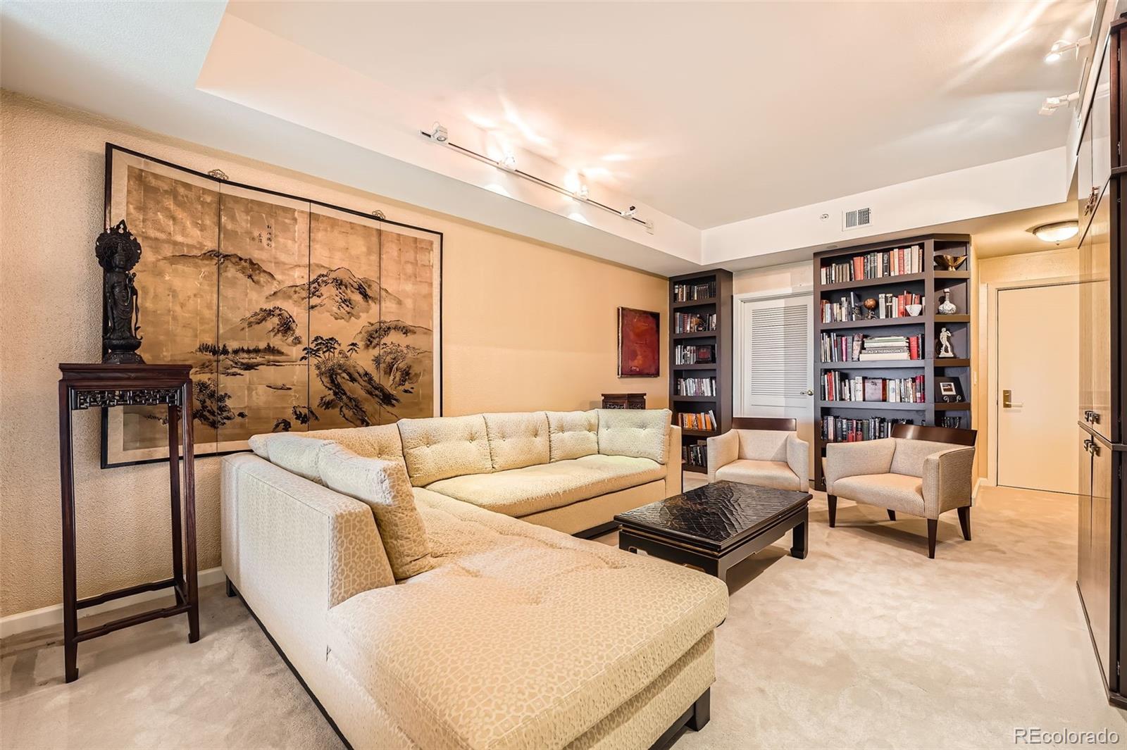 1900 E Girard Place Unit: 908