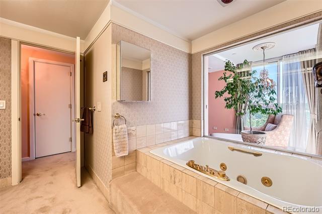 1900 E Girard Place Unit: 908