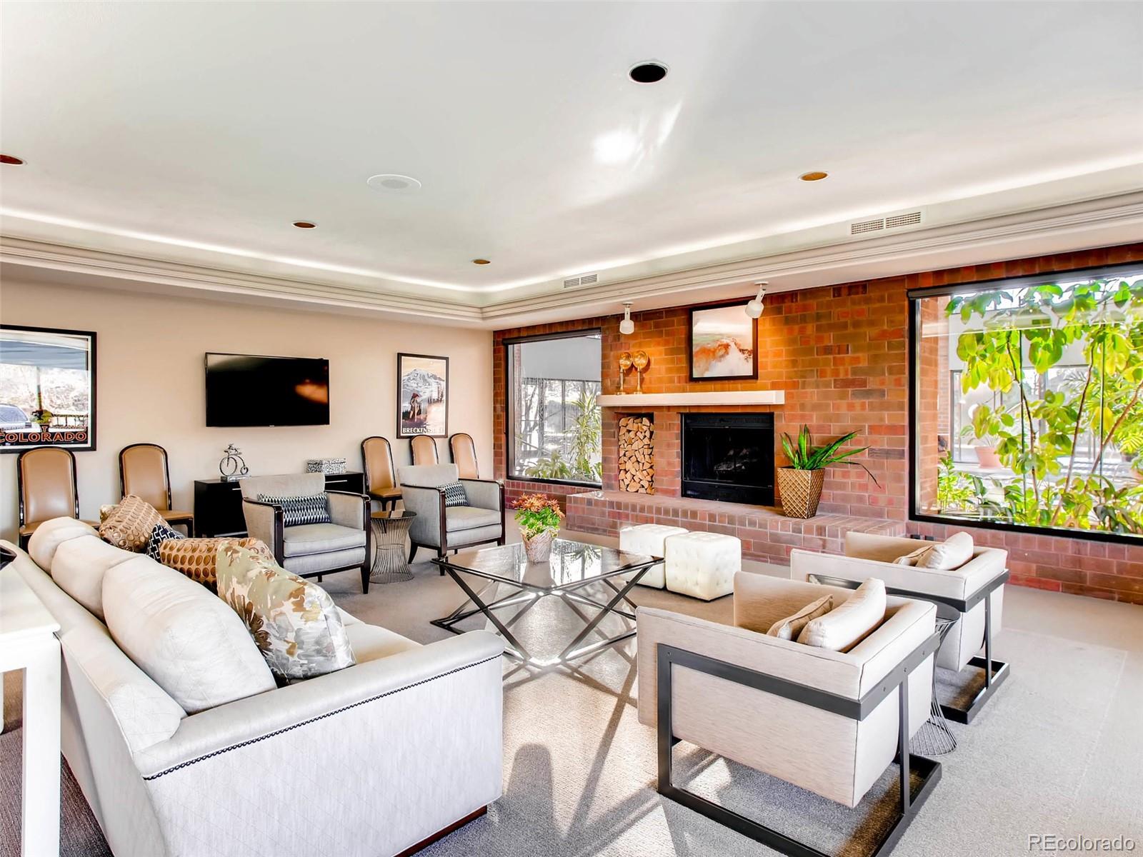 1900 E Girard Place Unit: 908