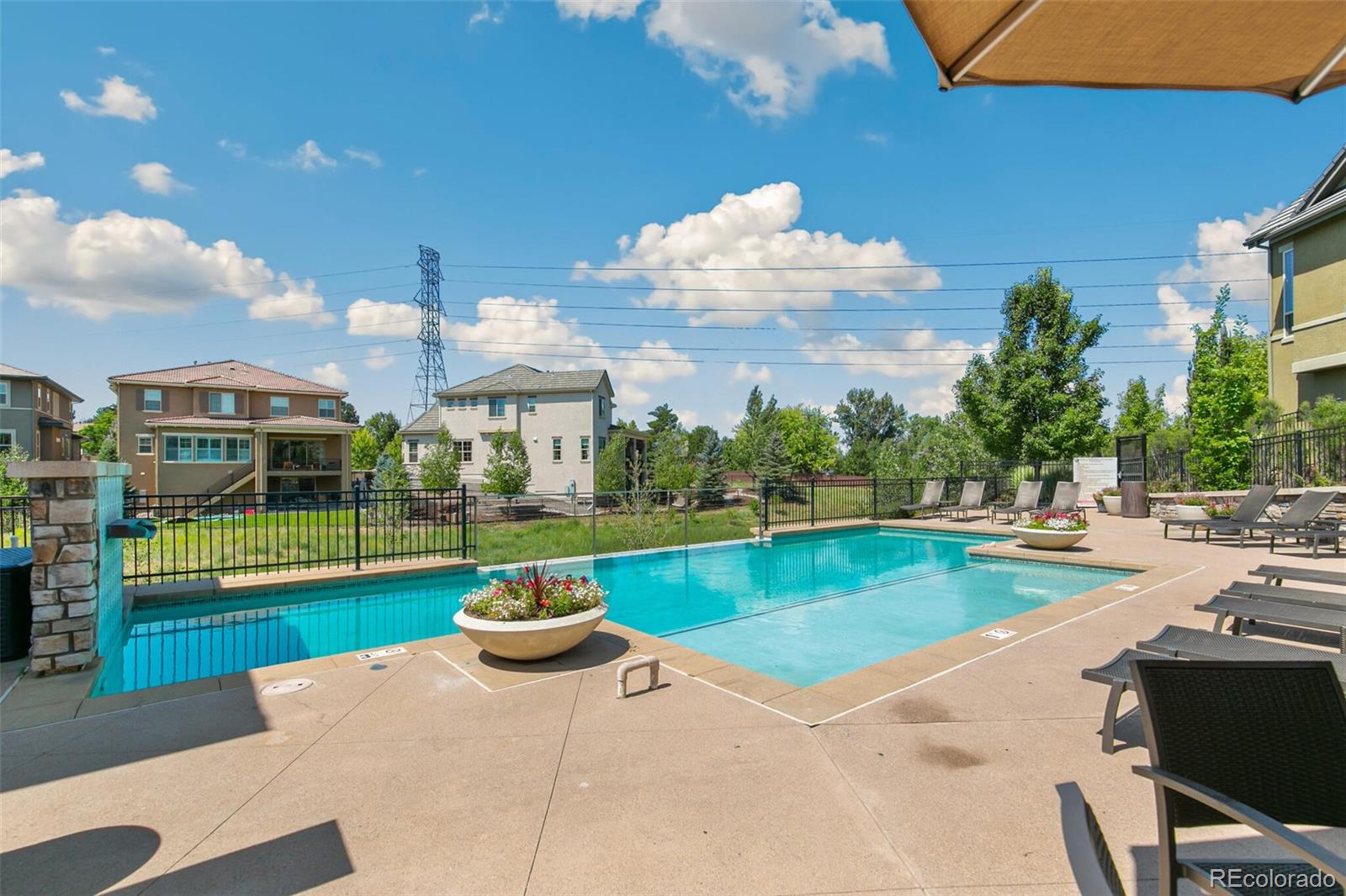 5943 S Olive Circle