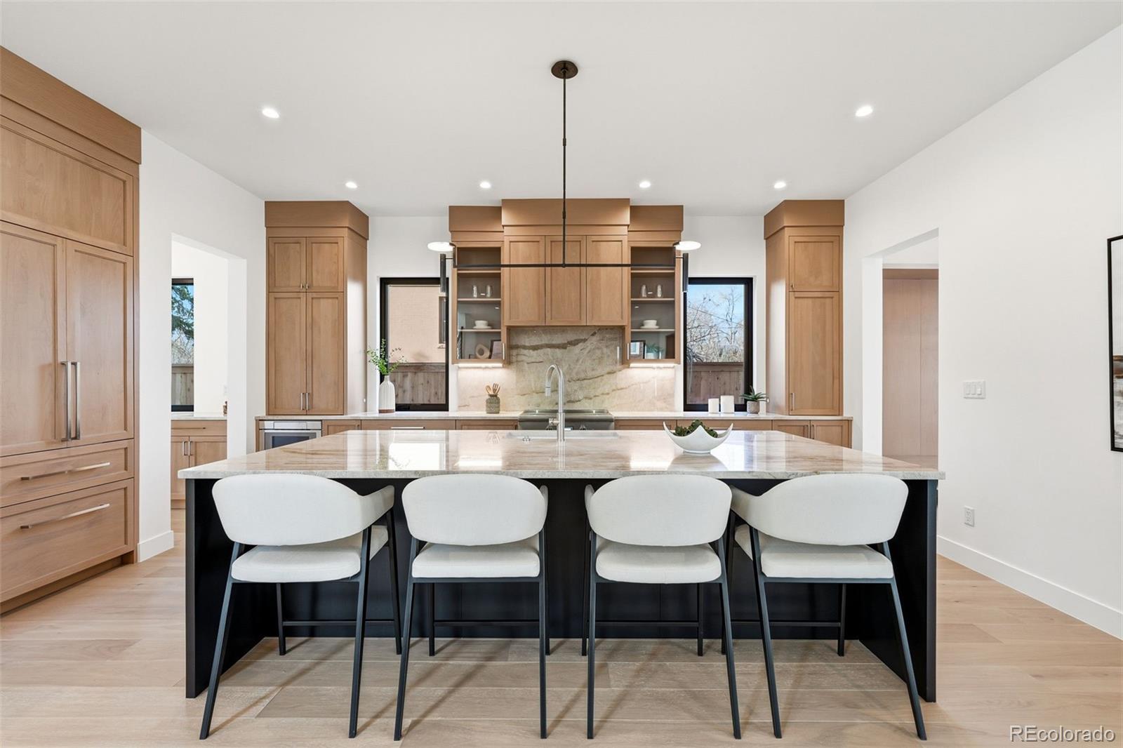 910 S Gaylord Street