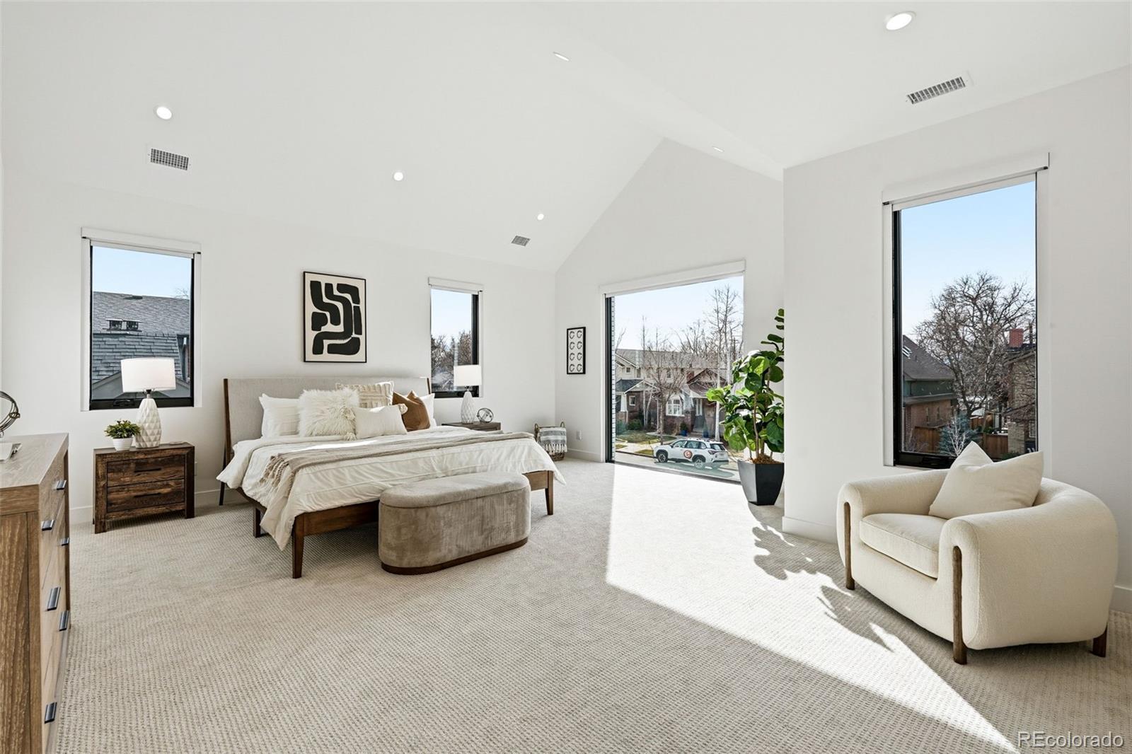 910 S Gaylord Street