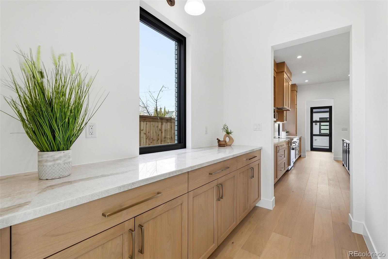 910 S Gaylord Street