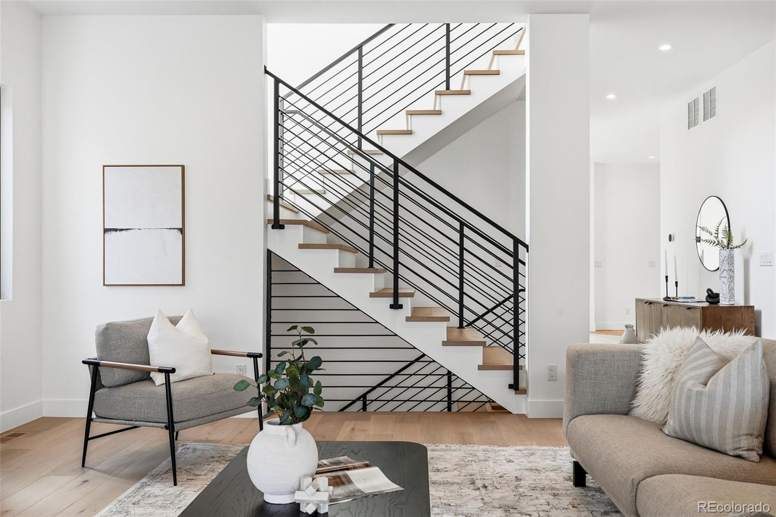 910 S Gaylord Street