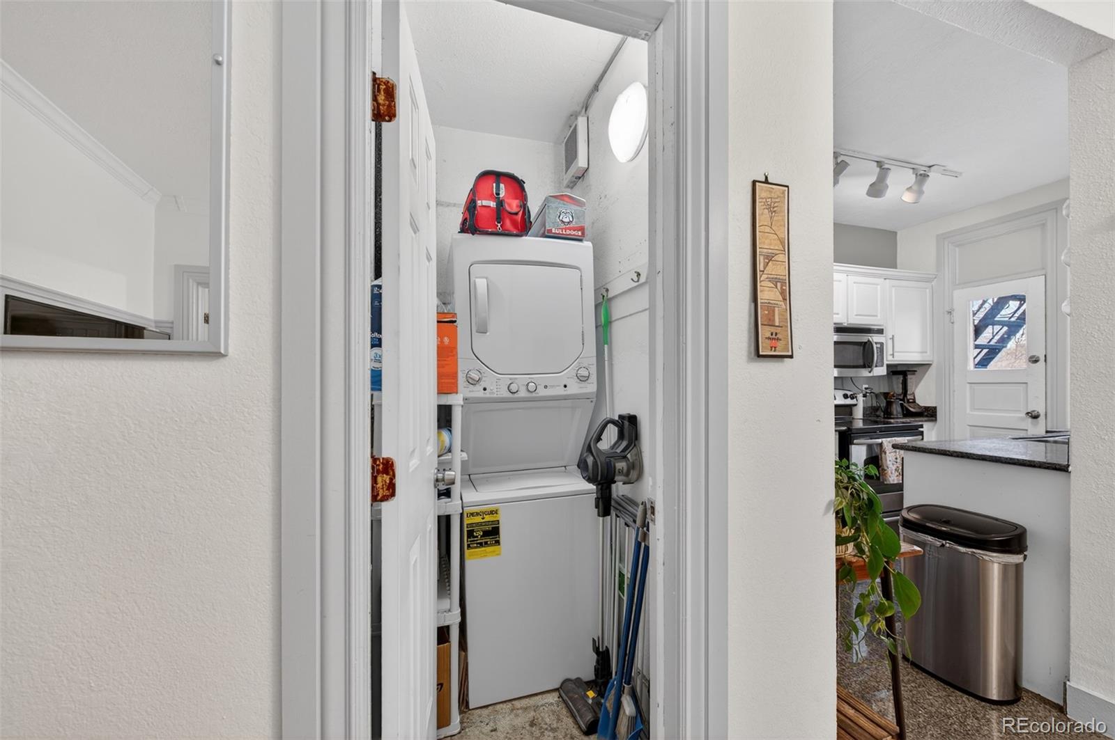 1376 N Pearl Street Unit: 203