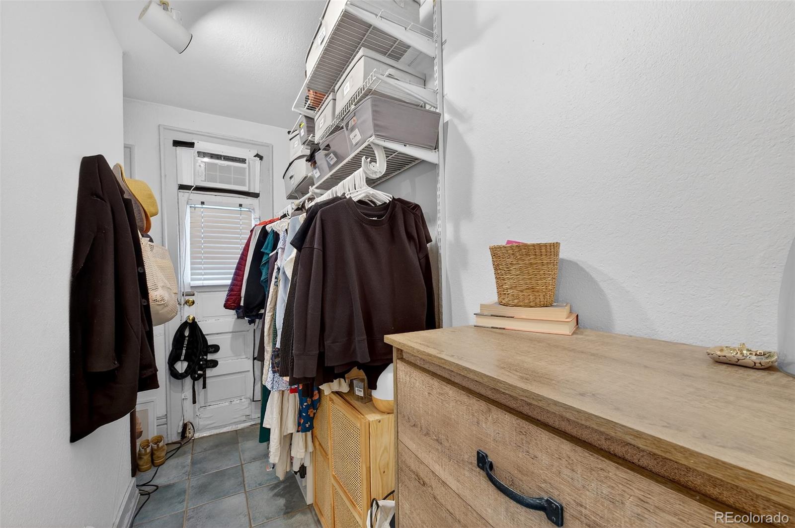 1376 N Pearl Street Unit: 203