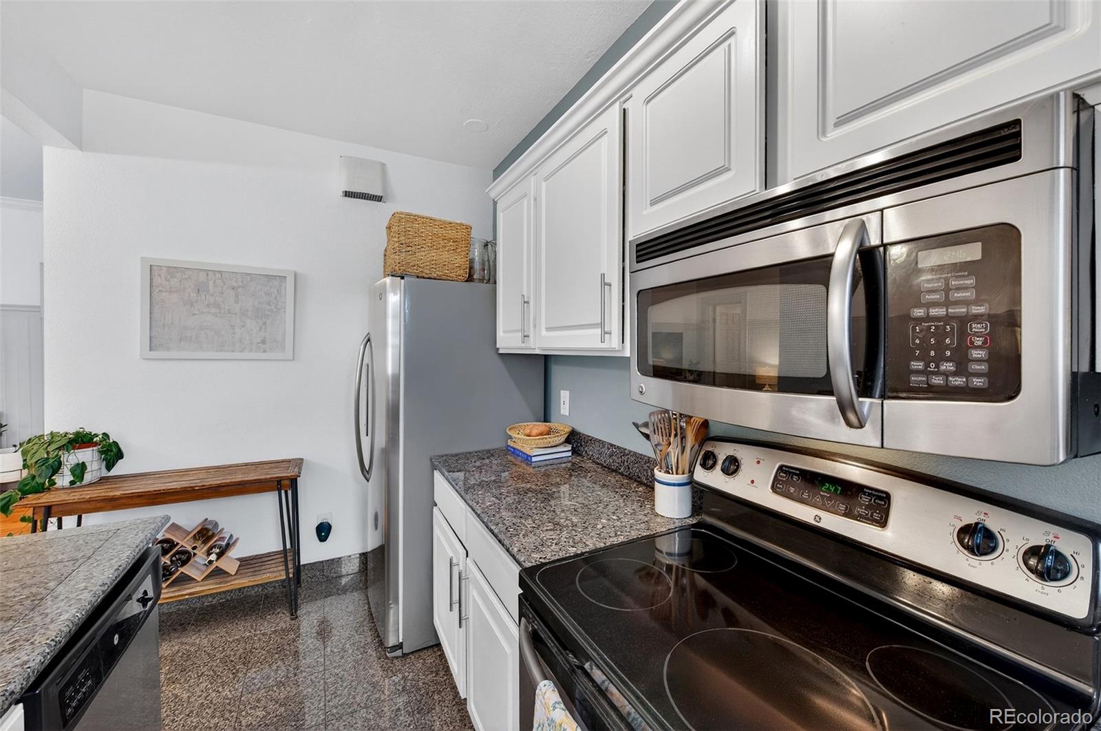 1376 N Pearl Street Unit: 203