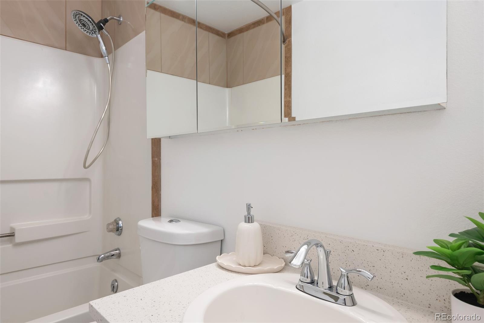 374 S Estes Street Unit: B