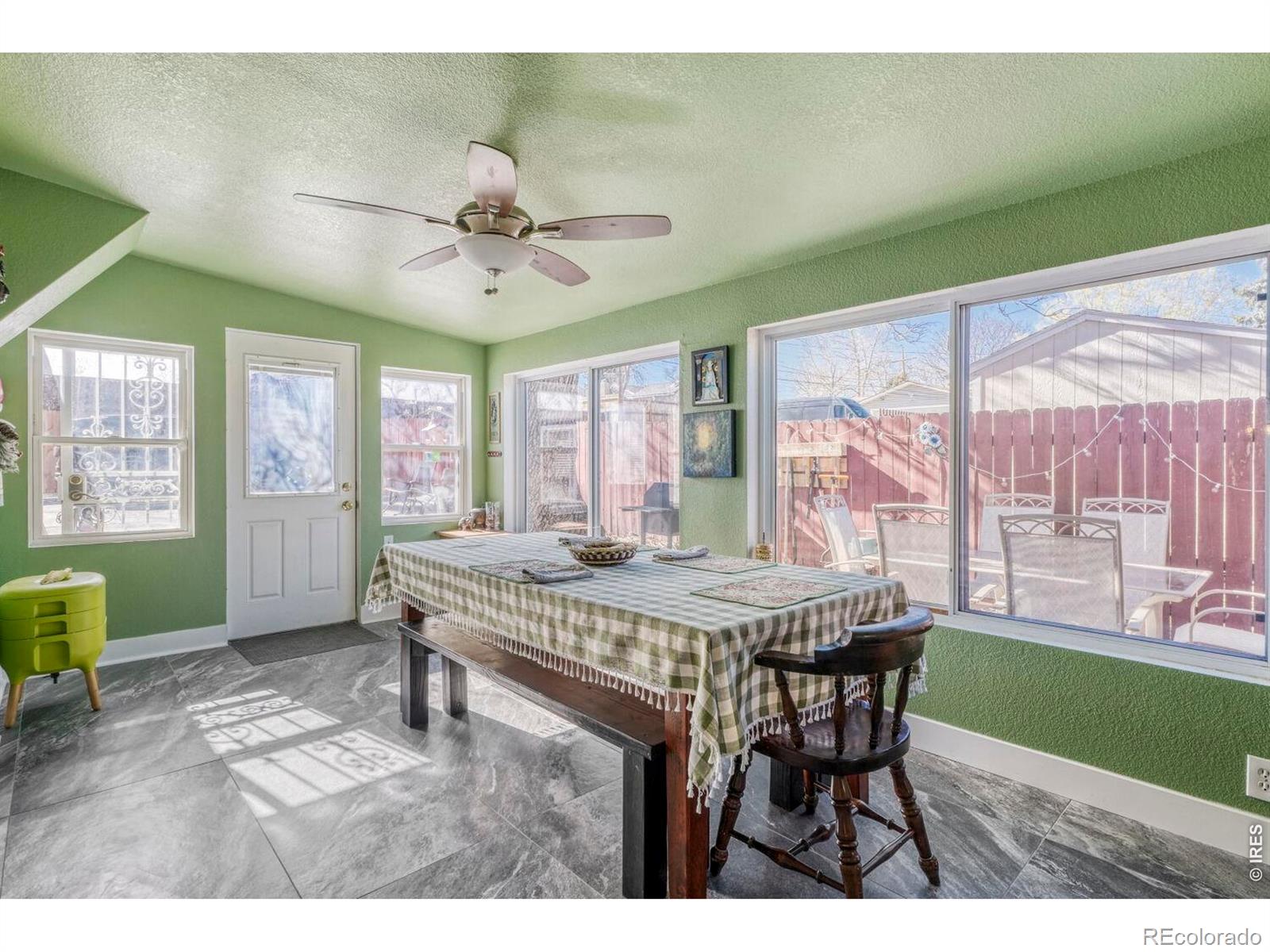 785 S Navajo Street