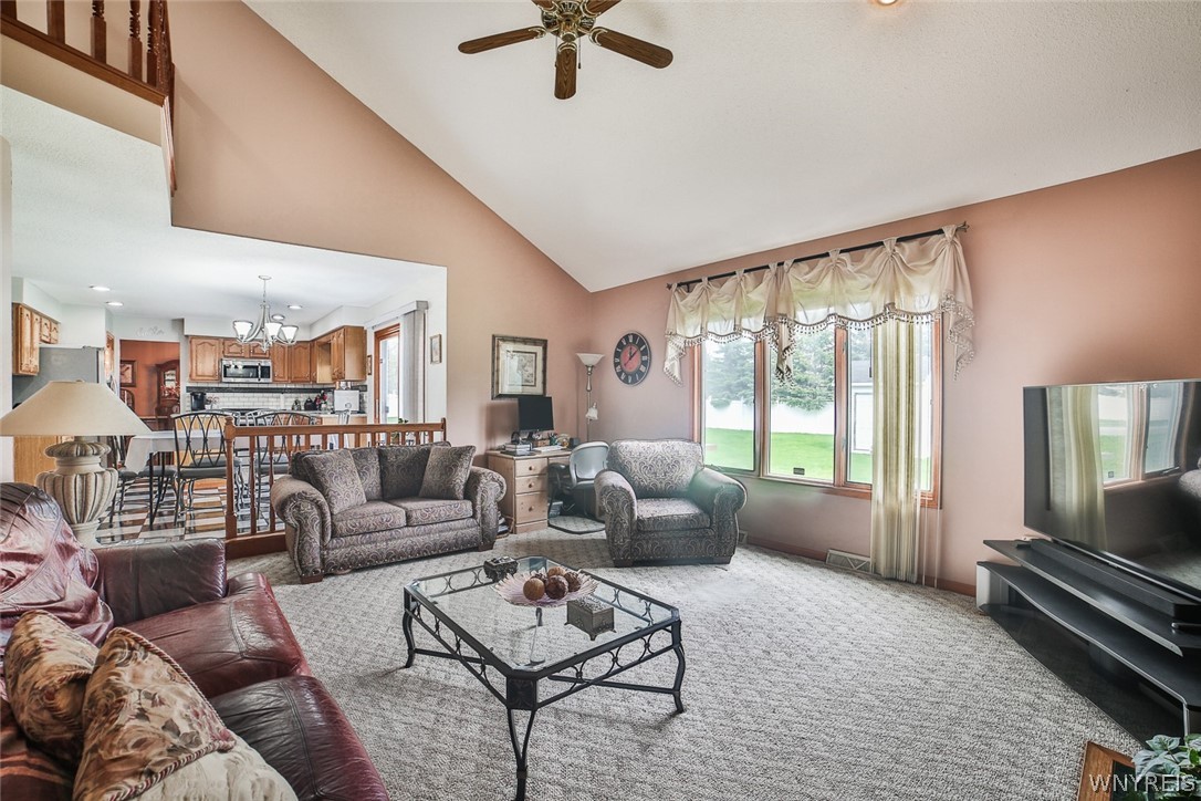 3 South Castlerock Lane