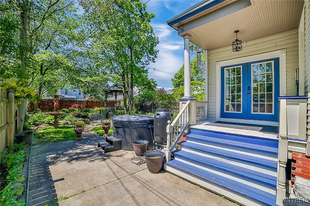 86 Norwood Avenue