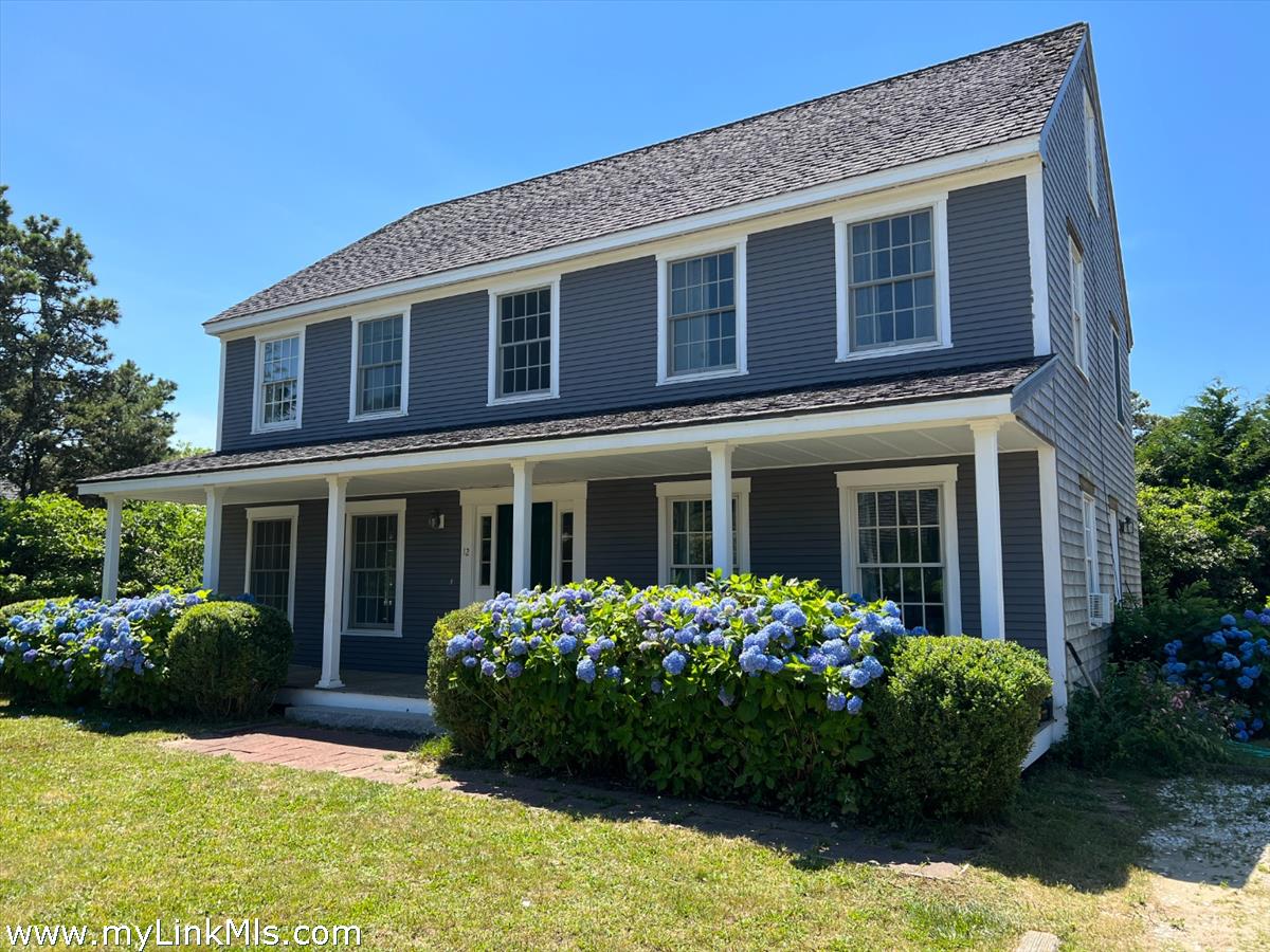 12 Pine Tree Road