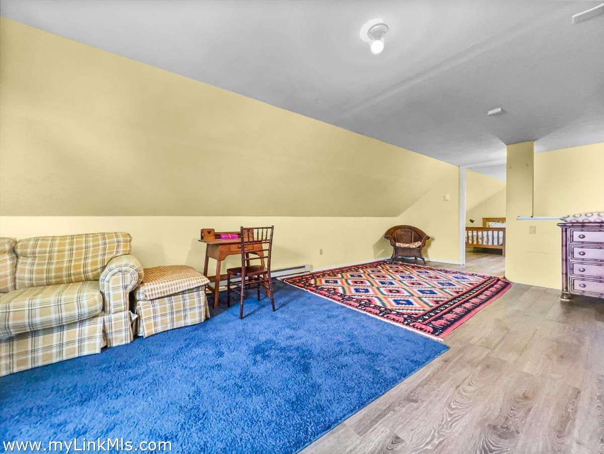 12 Pine Tree Road