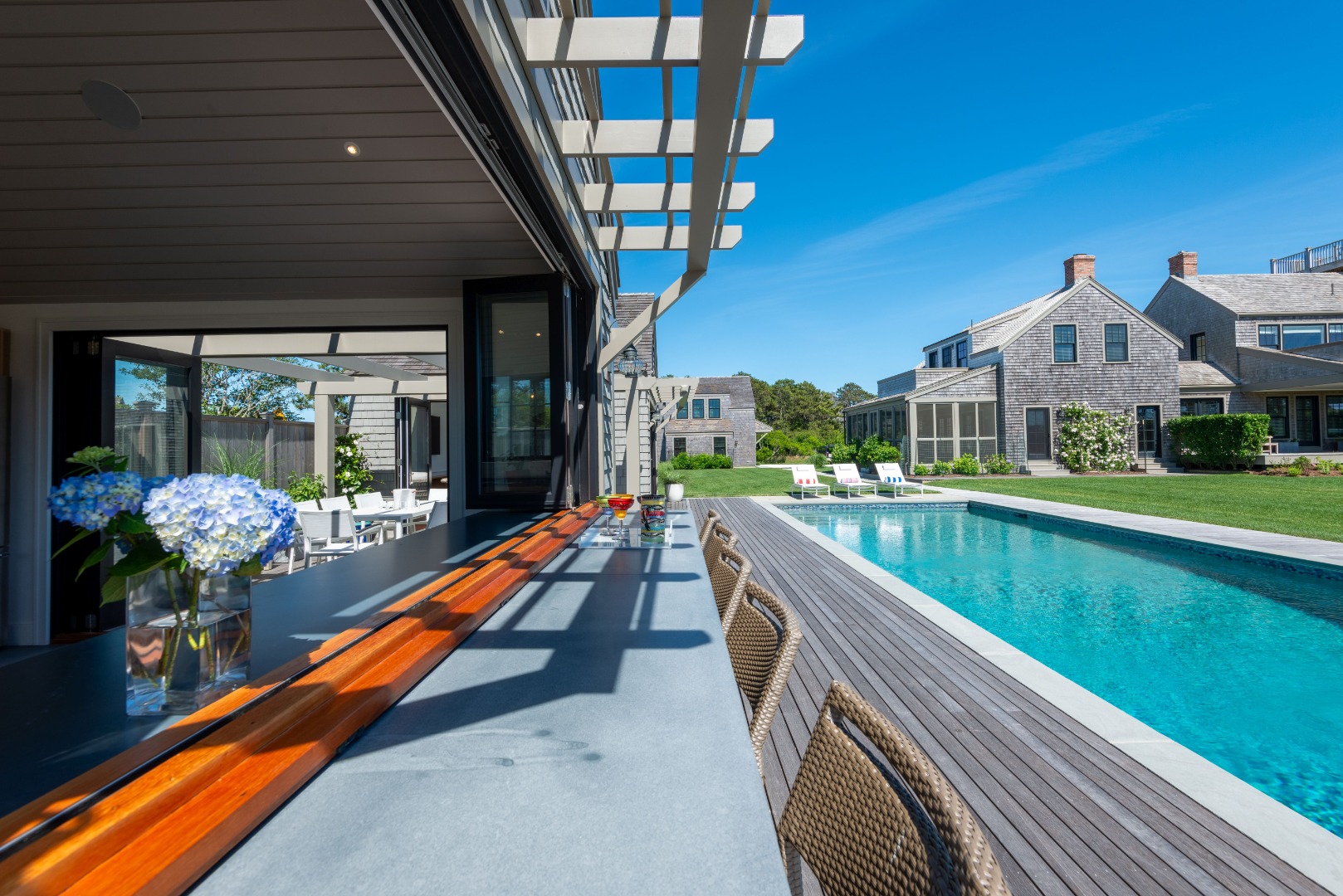 36 Warrens Landing Road