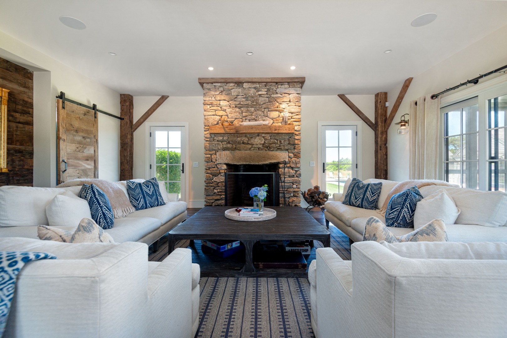 36 Warrens Landing Road