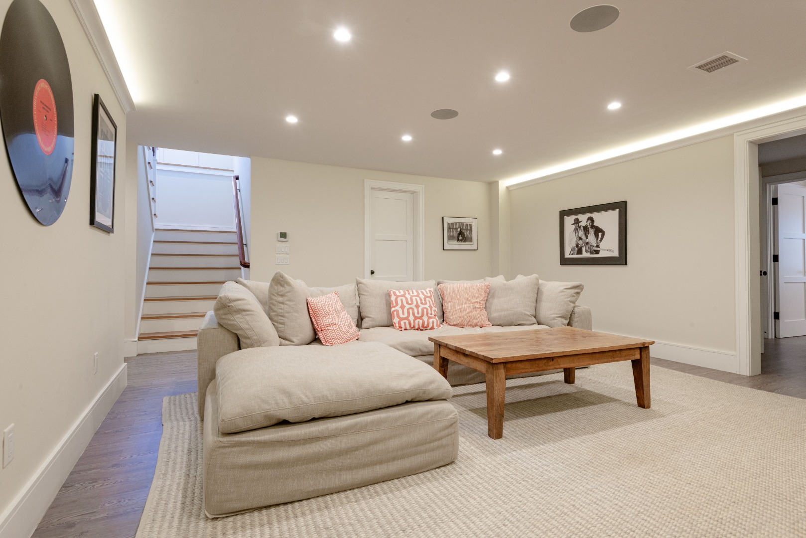 36 Warrens Landing Road
