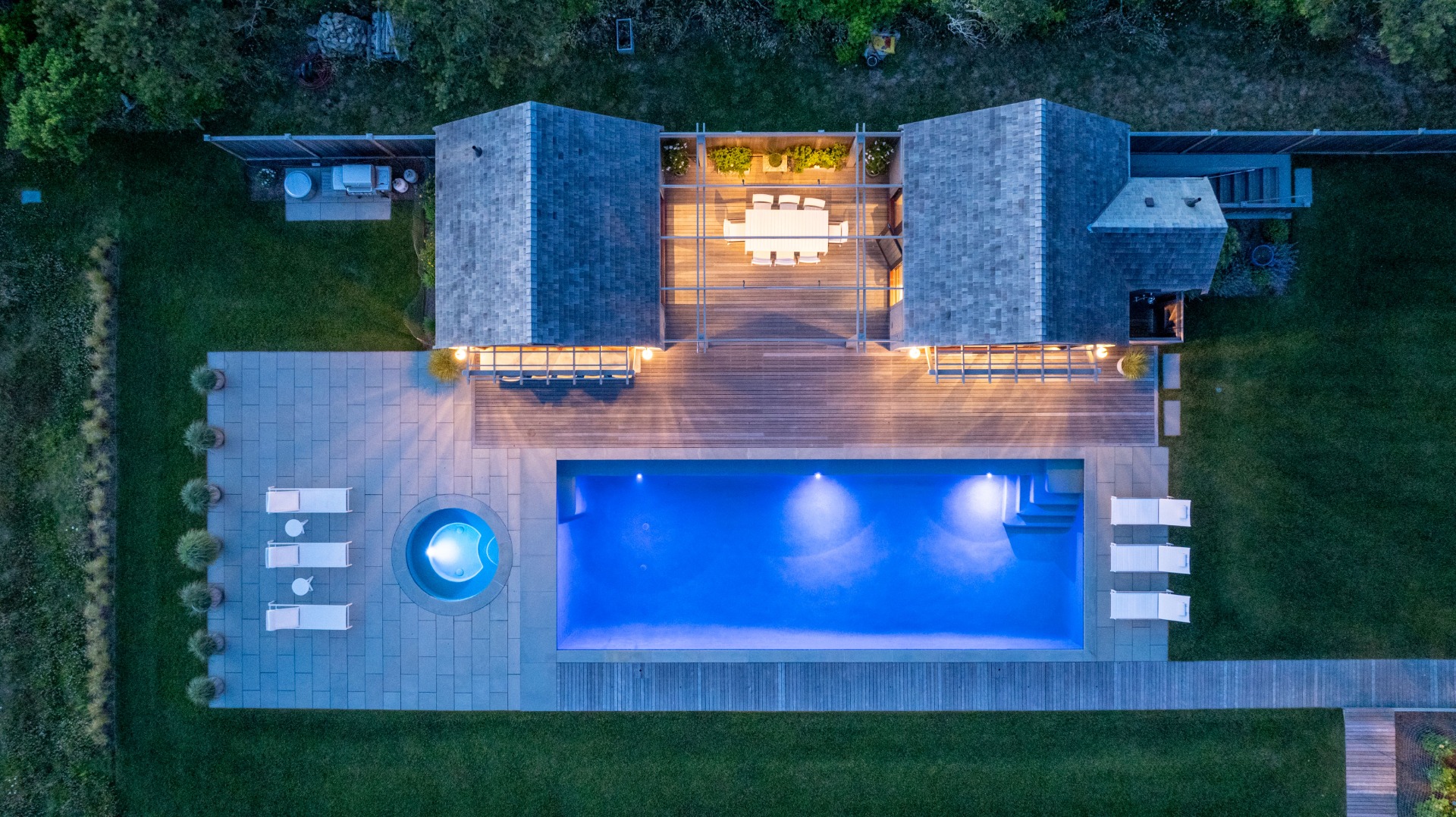 36 Warrens Landing Road