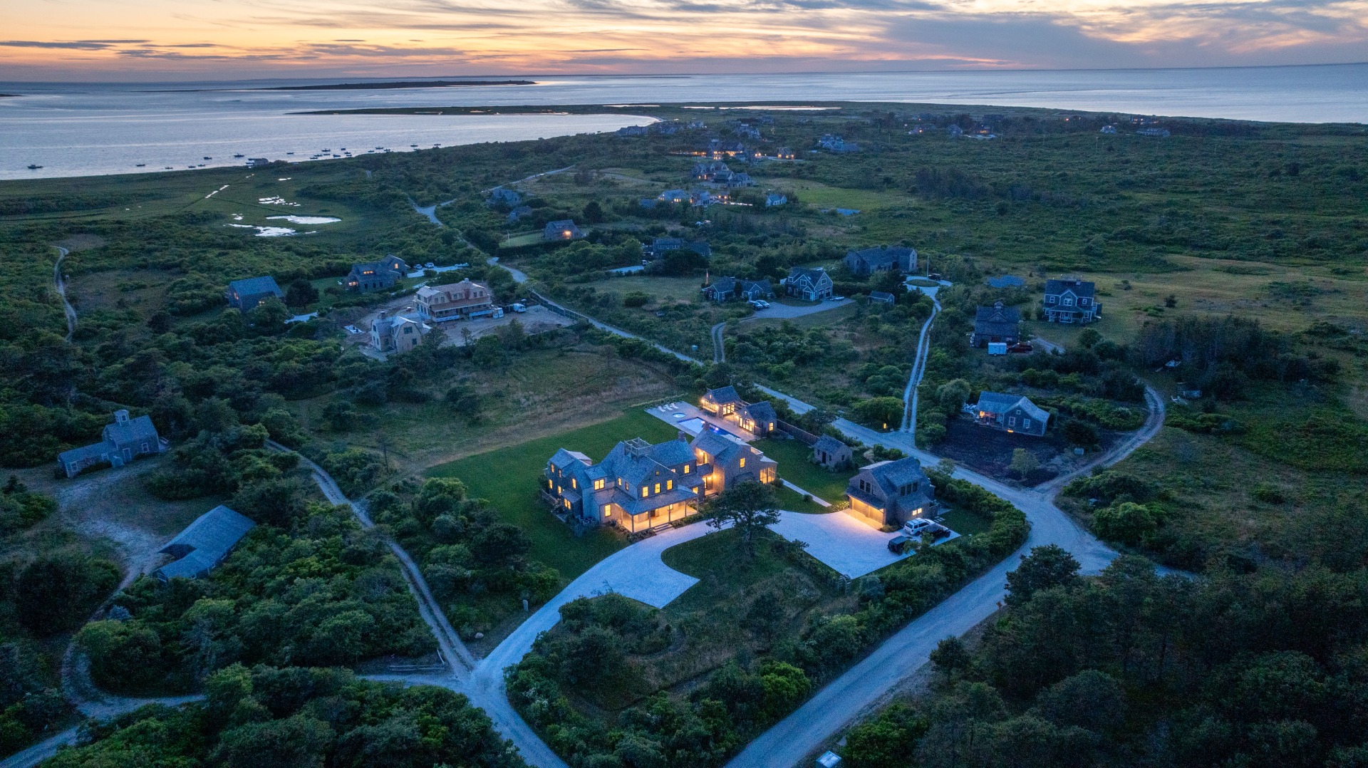 36 Warrens Landing Road