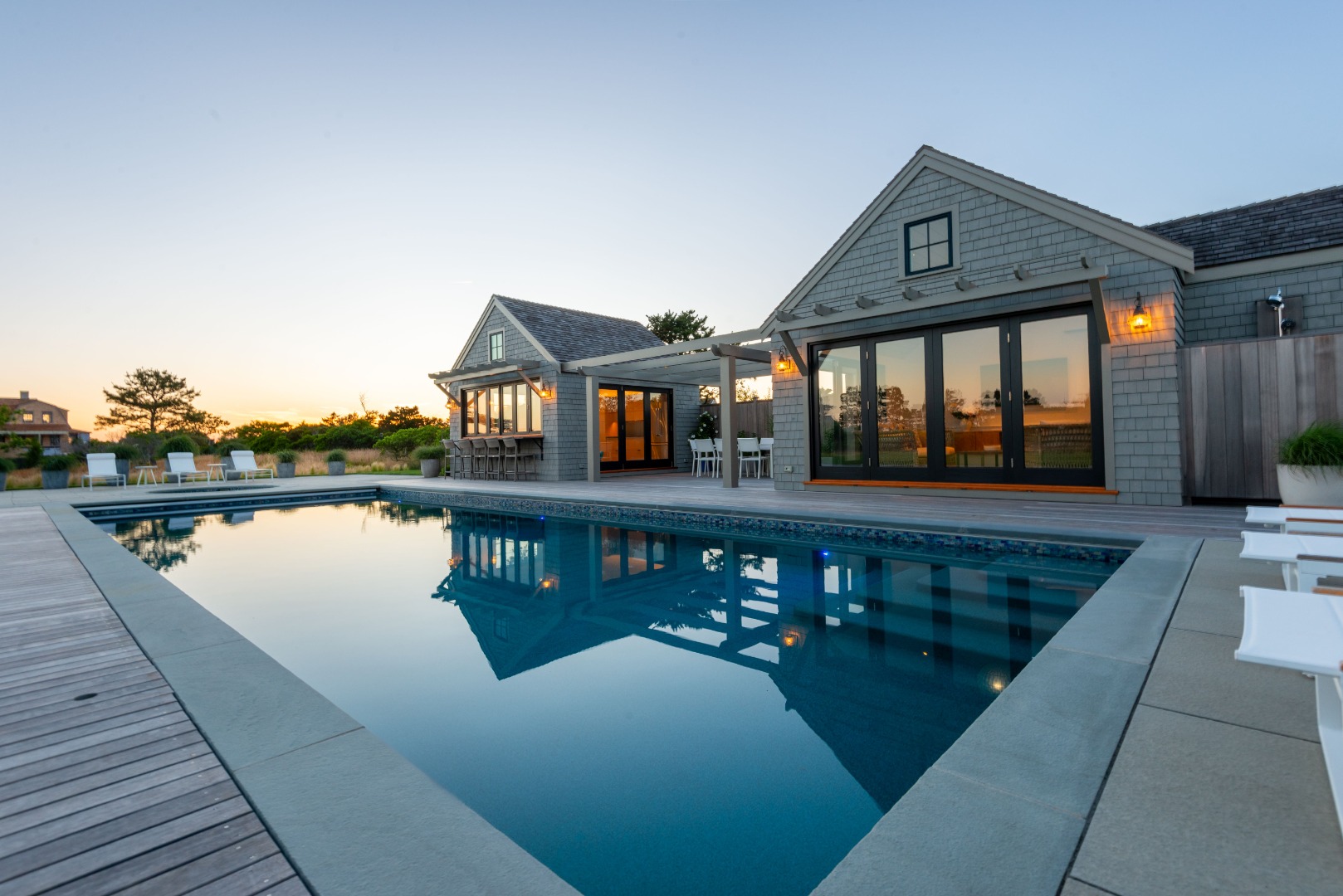 36 Warrens Landing Road