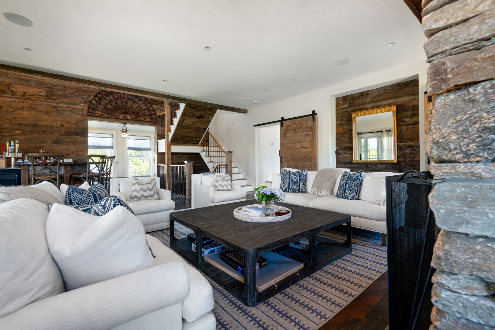 36 Warrens Landing Road