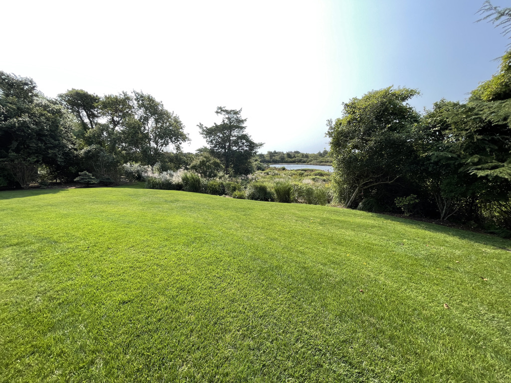 35 Meadow View Drive