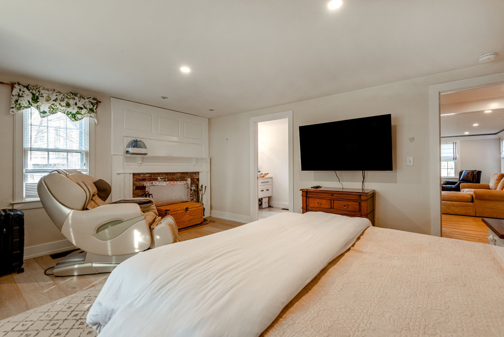 35 Meadow View Drive