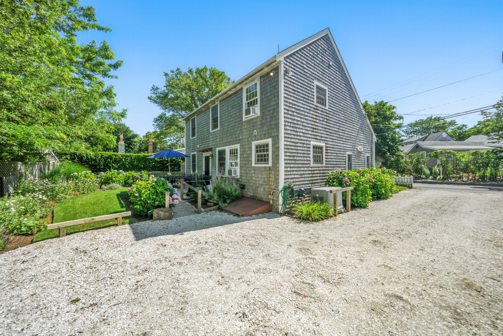 52 Pleasant Street