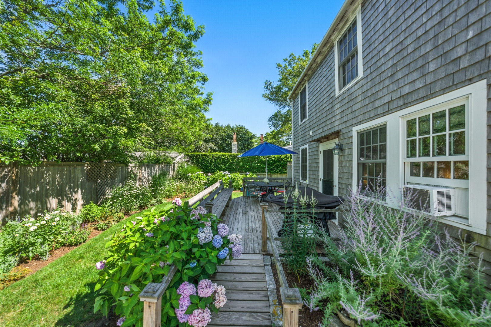 52 Pleasant Street