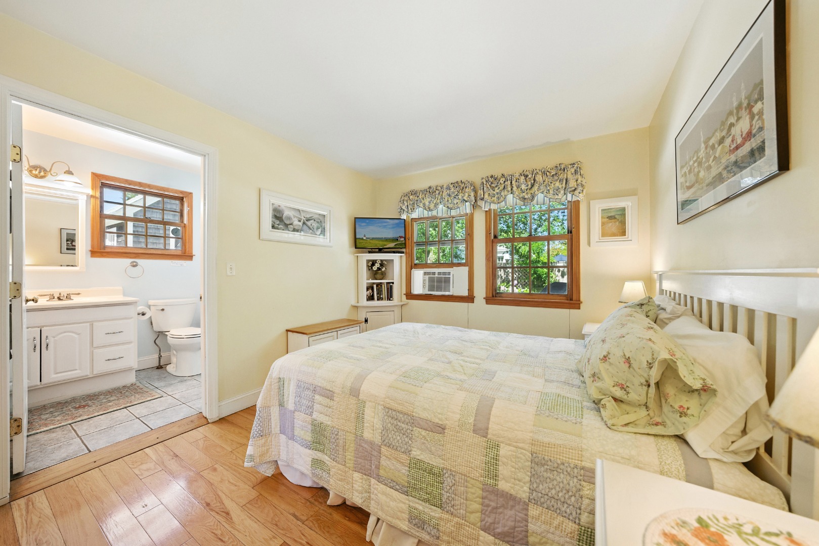 52 Pleasant Street
