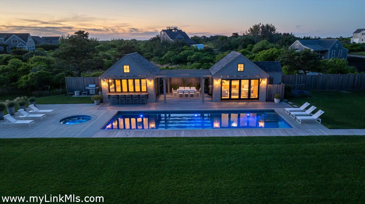 36 Warrens Landing Road