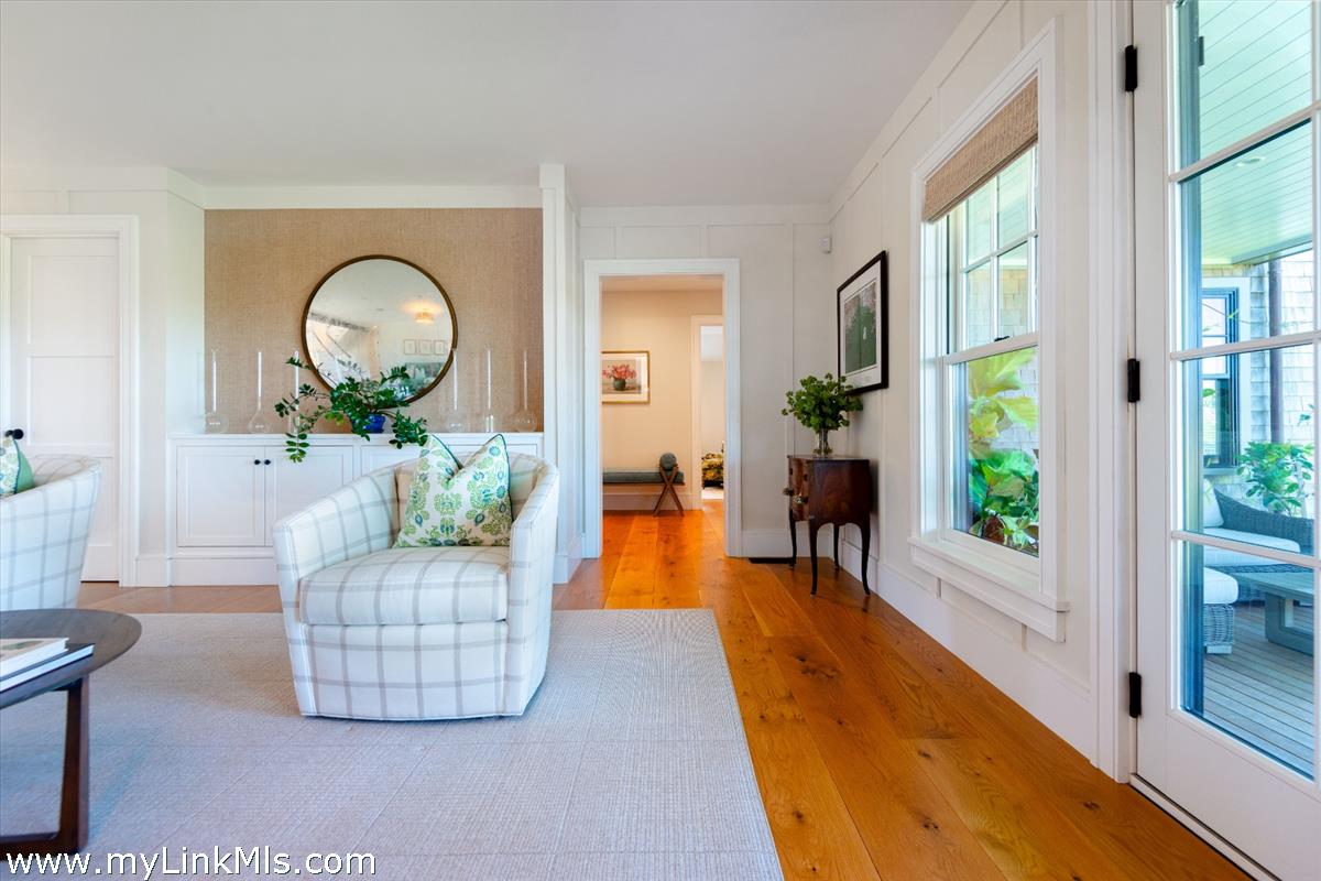 36 Warrens Landing Road