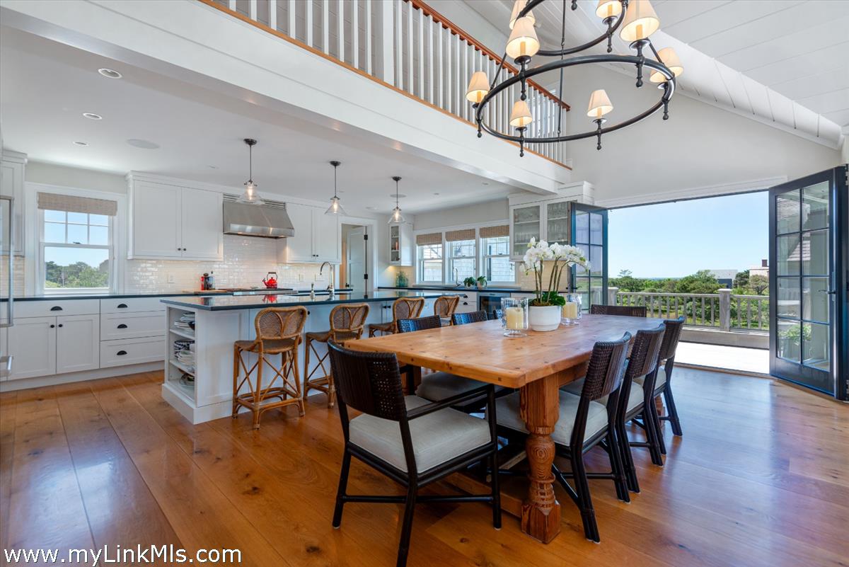 36 Warrens Landing Road