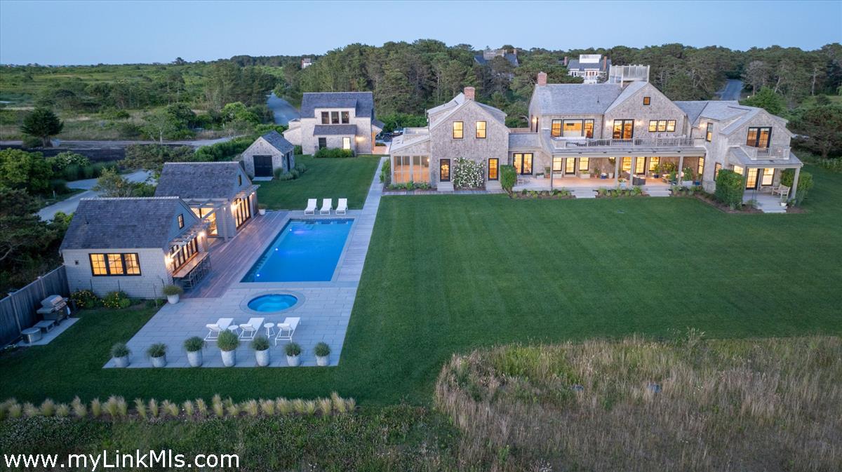 36 Warrens Landing Road