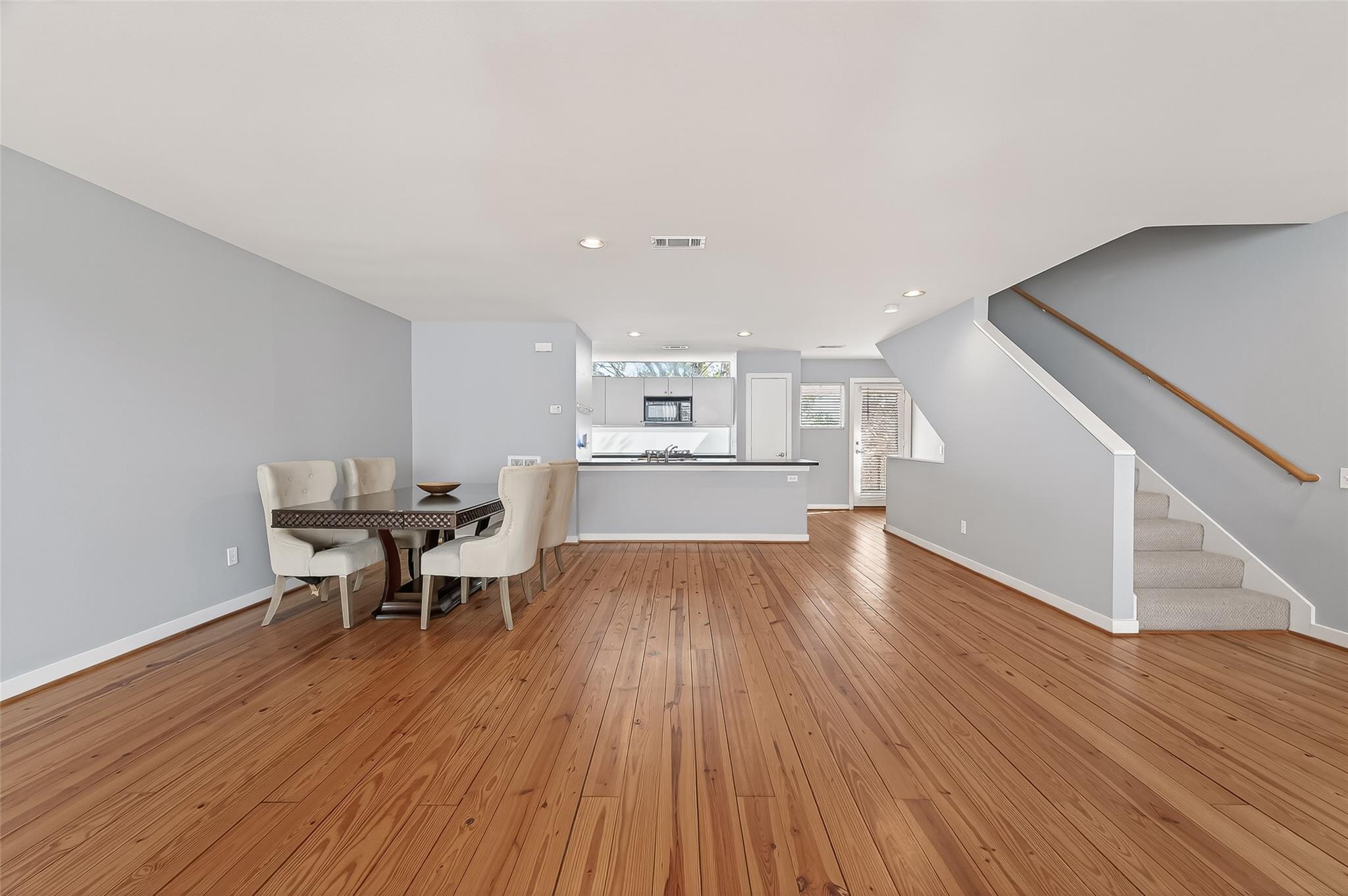 6911 Yellowstone Way Drive