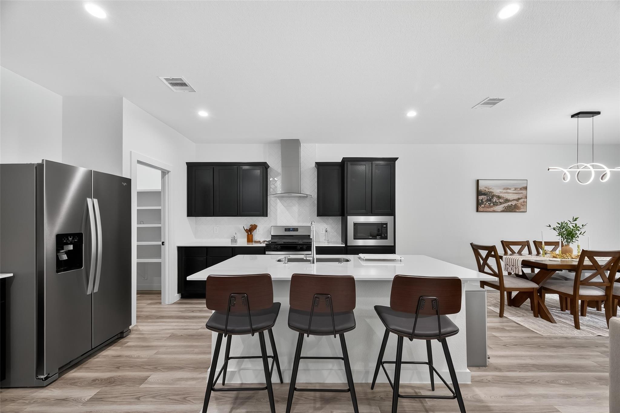 3233 Creston Gate Drive