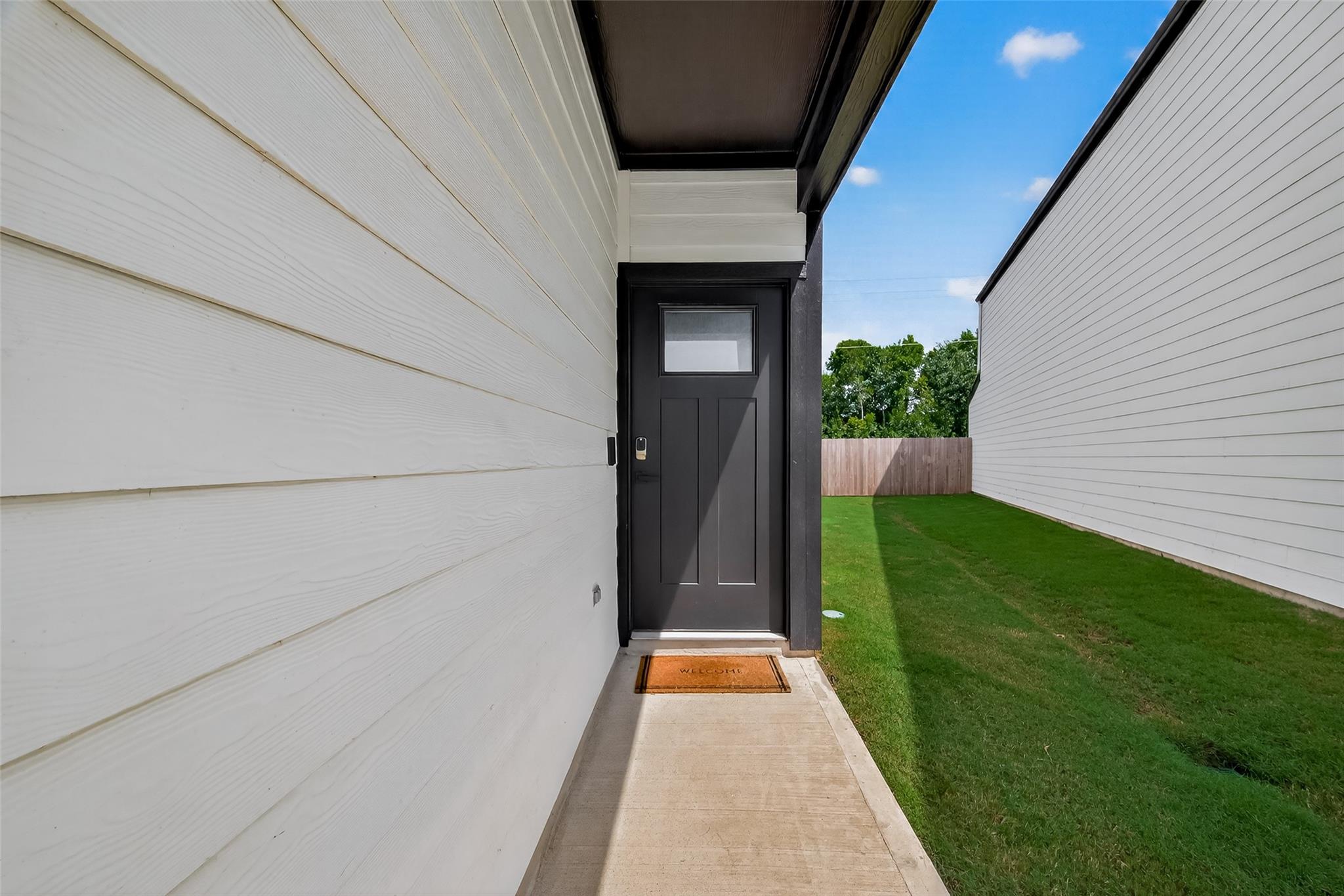 3233 Creston Gate Drive