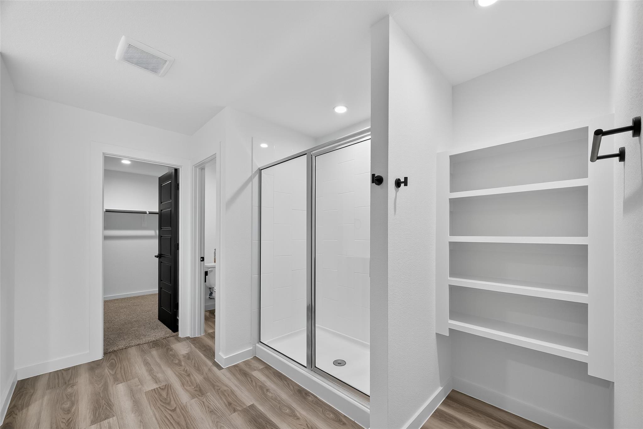 3233 Creston Gate Drive