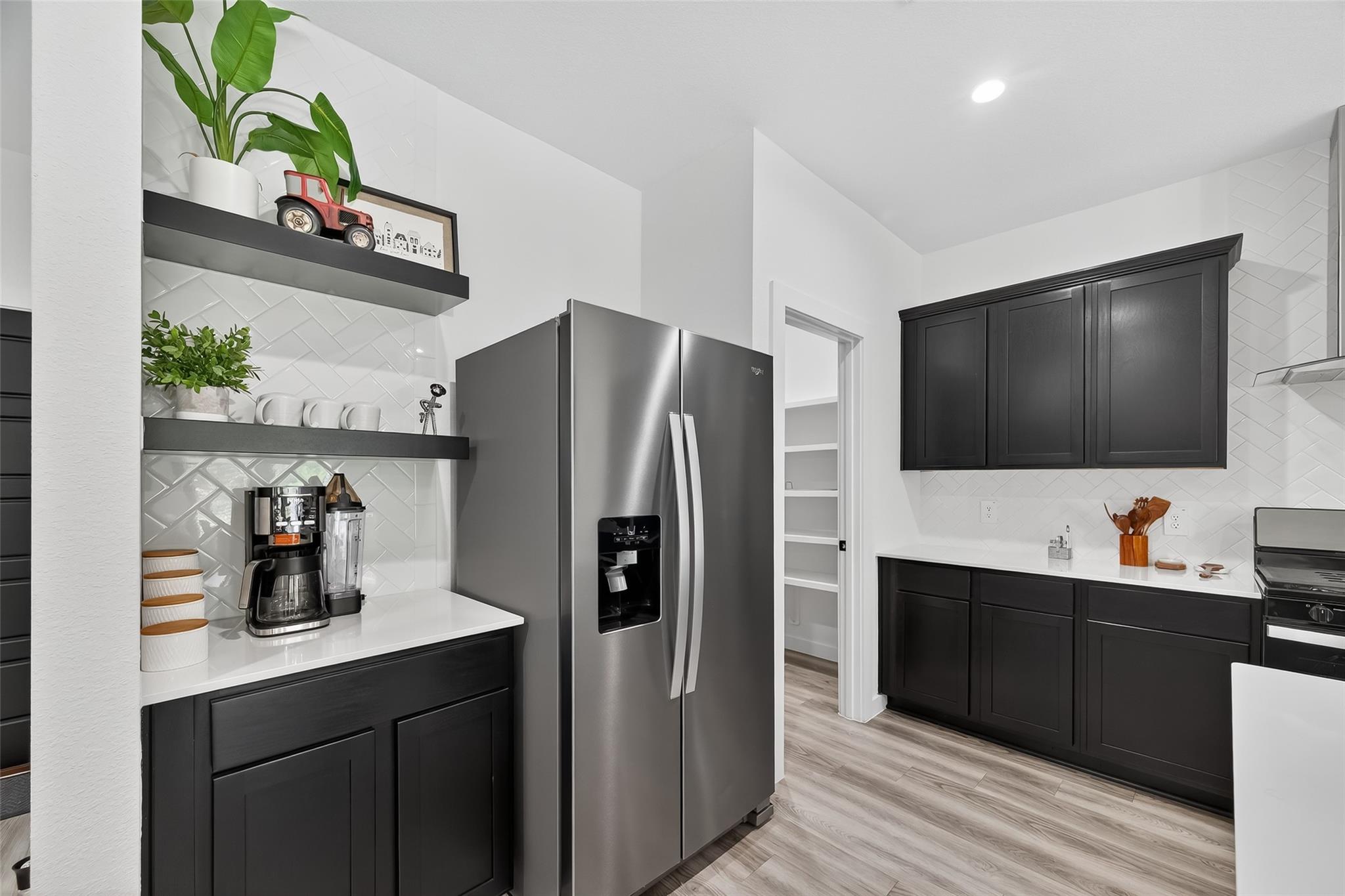 3233 Creston Gate Drive