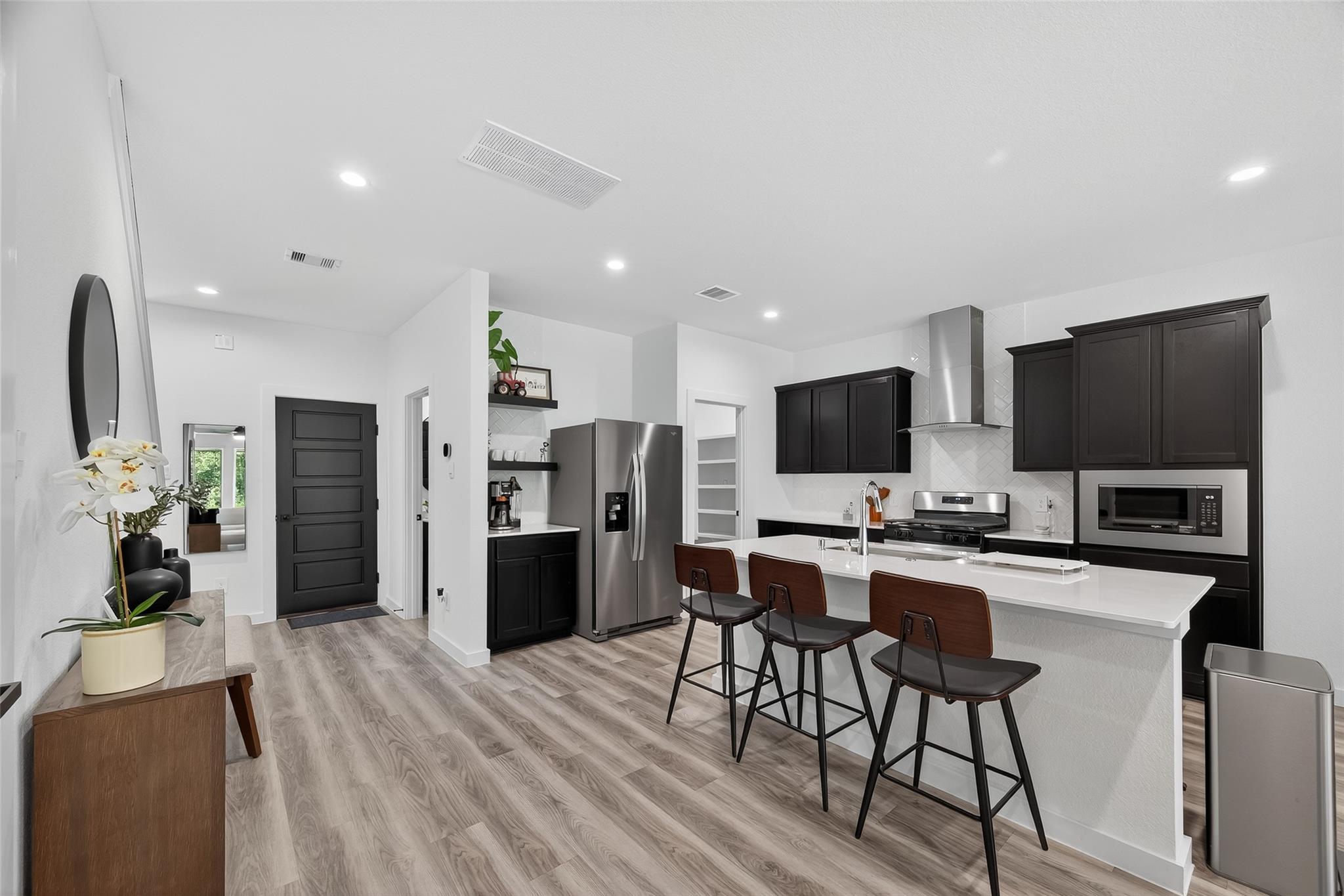 3233 Creston Gate Drive